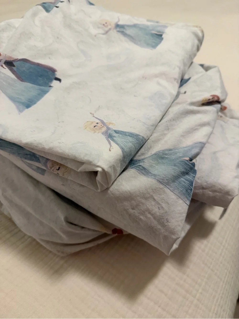 Pottery Barn Kids Disney Frozen Organic Cotton Sheet Set - White, Blue, Aqua